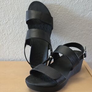 Vionic Black Wedge Sandals Sz 9
